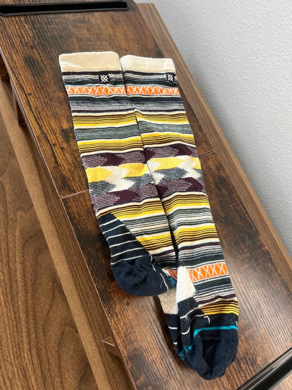 Stance medium snowboard socks women’s
